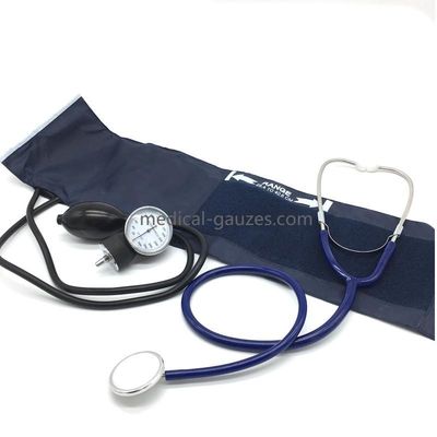 Bewaffnen Sie medizinische Diagnosegeräte, den aneroiden Sphygmomanometer, der mit Stethoskop palmenartig ist